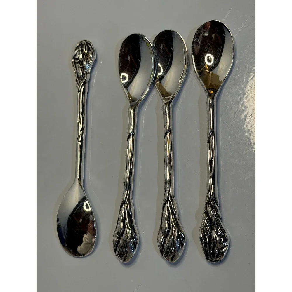 VTG Unbranded Coffee Spoon‎ Silver Silverplate Floral Ornate Set of 4